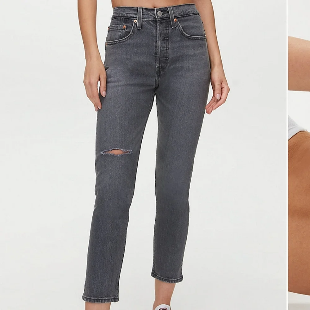Levi's 501 High Rise Skinny Jean Gray